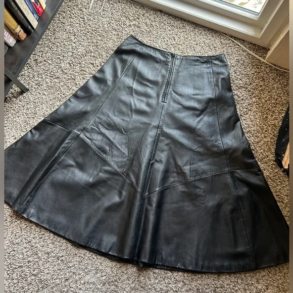 Della Roufogali Vintage black leather skirt Size 12 - Picture 8 of 8
